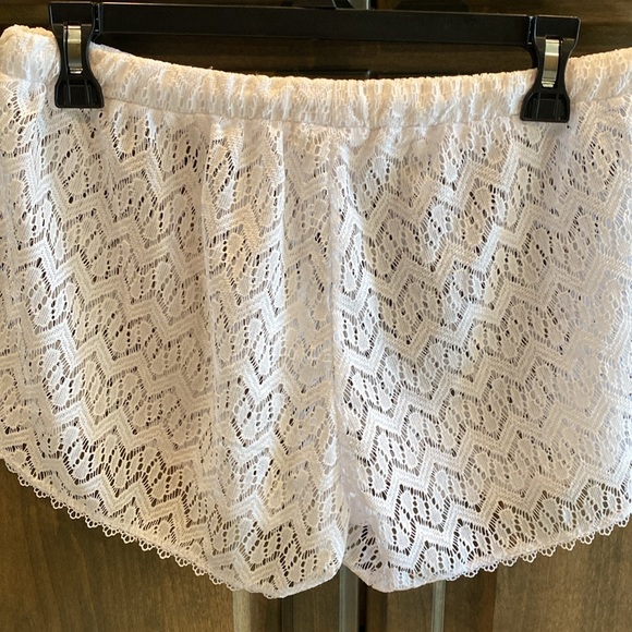 Mint Condition- Milken Swim Lacey White Shorts Size L - Picture 5 of 5
